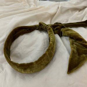 Anthropologie L. Erickson USA velvet headband